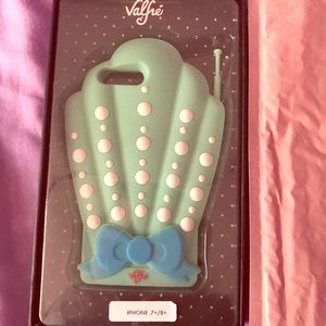 Valfre 7+/8+ iPhone shell case
